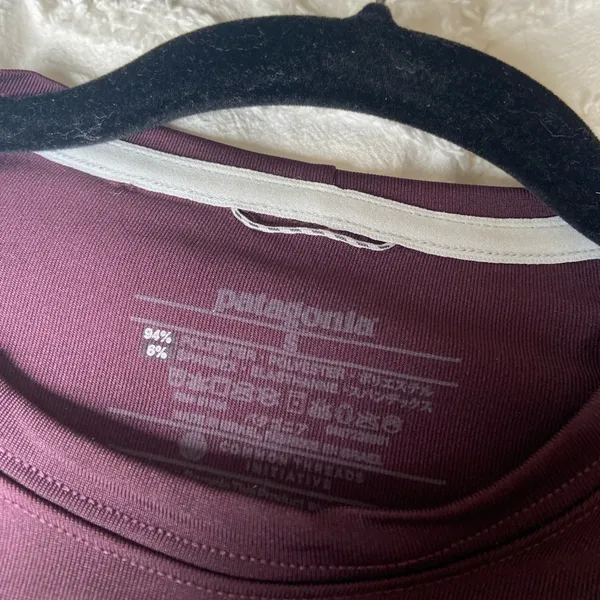 Patagonia long sleeve shirt - Image 2
