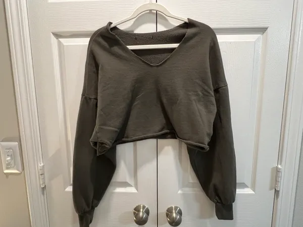 Cropped Sweater - Image 2