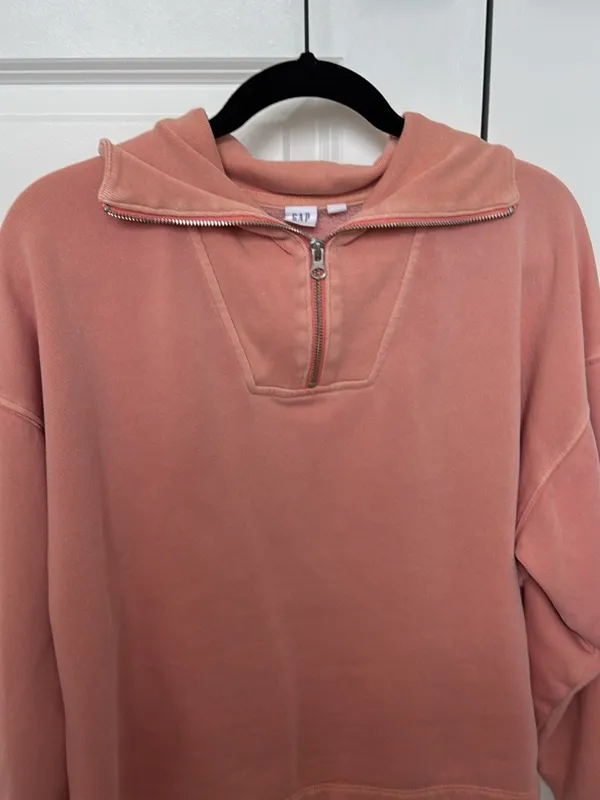 GAP Women's Coral Quarter-Zip Pullover Sweater - Image 2
