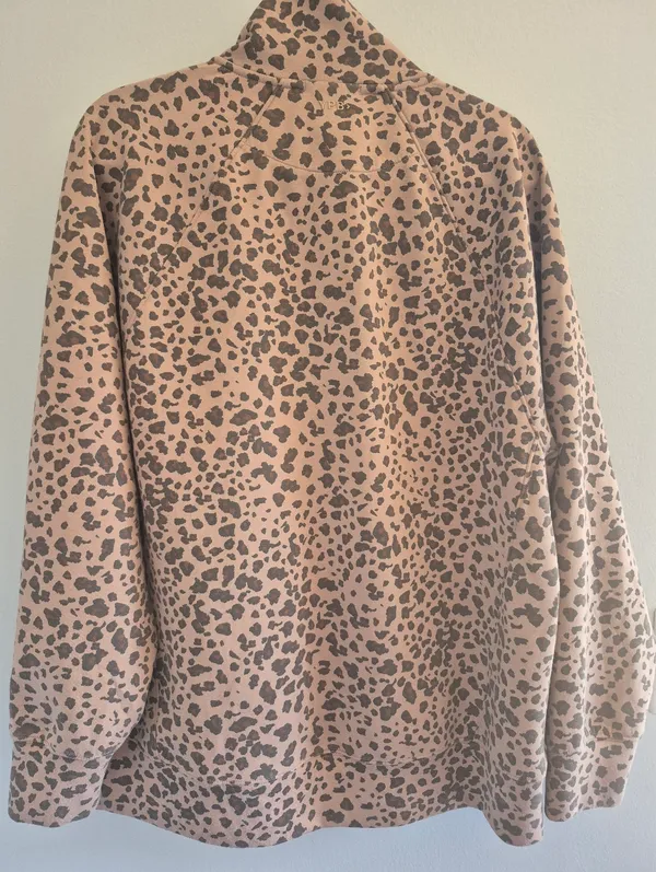 Abercrombie YPB Cheetah Print Half-Zip Pullover - Brown and Black Large - Image 3
