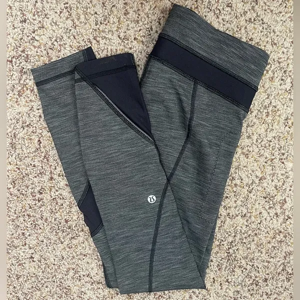Lululemon Inspire Tight II Grey Black Size 2 - Image 6