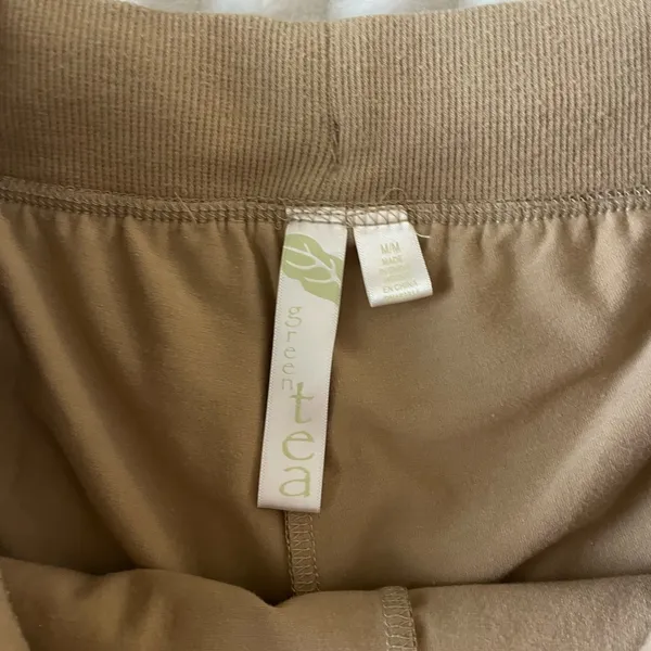 GreenTea Beige Tennis Skirt Tan Size M - Image 4