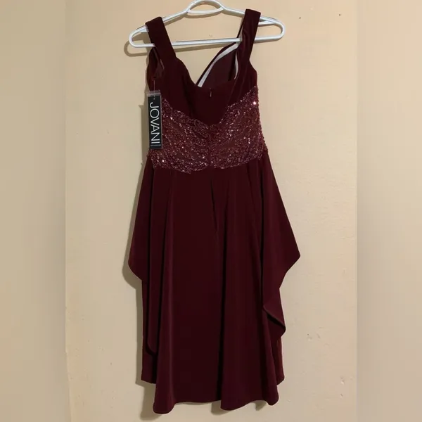 Jovani 04461 Knee Length Glittery Burgundy Cocktail Dress Size 8 - Image 3