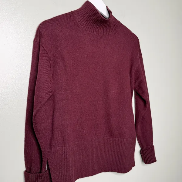 NWT Banana Republic Factory Wool Mock Neck Pullover Sweater Red Burgundy Size XS - Image 3