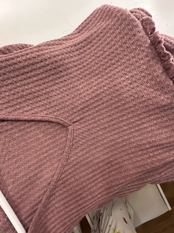 !Cute Flowy Top! Purple - Image 4