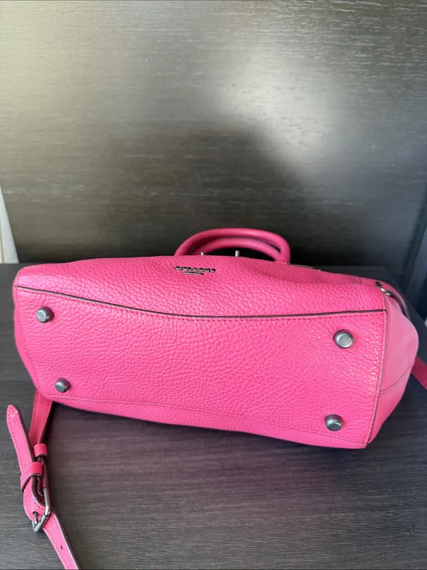 Coach mini Swagger Bag Leather Pink Turn Lock Zip Top Tote Cross body - Image 5