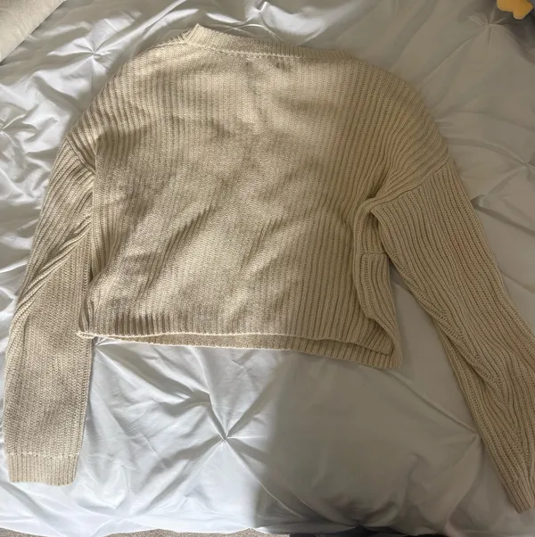 Kendall + Kylie Sweater - Image 3