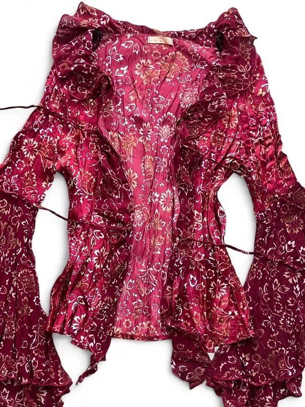 Y2K Red Floral Asymmetrical Bell Sleeve Top Women's Size Large Whimsigoth Witchy - Image 4