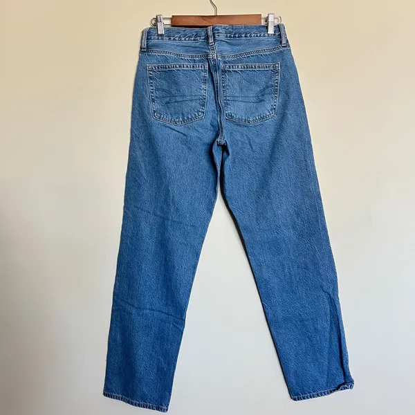 American Eagle Jeans‎ 90s Straight Leg Medium Wash Rigid Denim Womens 4 - Image 2