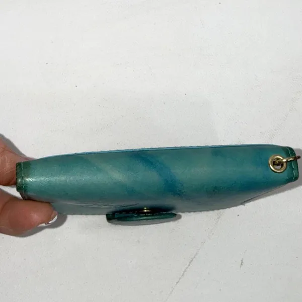 Buxton‎ Top Grain Cowhide Leather Minimalist Designer Turquoise Folding Wallet - Image 5