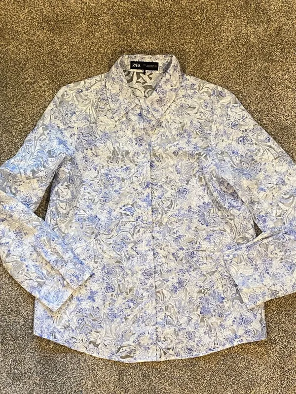 ZARA Blue White Floral Devoré Sheer Long Sleeve Button Up Shirt Size S - Image 11