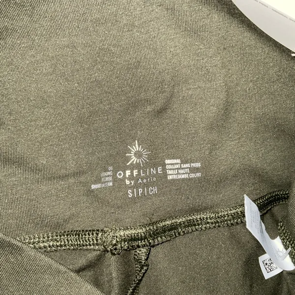 Aerie Offline Hi Rise Short Olive Leggings Size‎ Small - Image 2