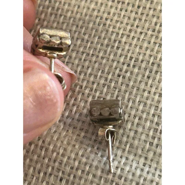 Lot a624 .25 inch length 925 sterling silver earrings stud - Image 5