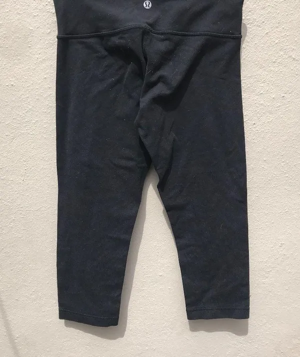 LULULEMON 4 low rise black crop leggings - Image 5