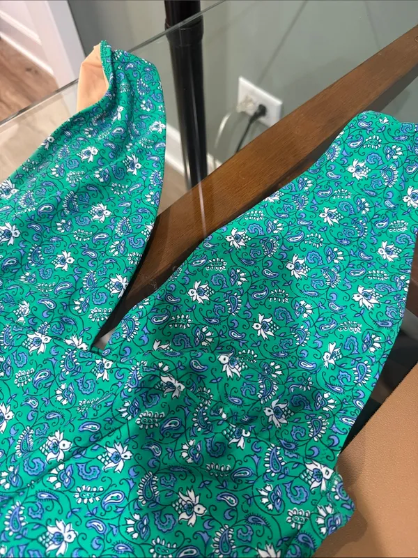 J. Crew Green Paisley size medium - Image 6