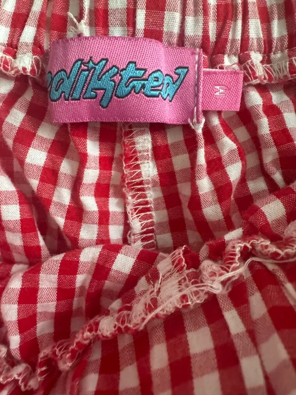 Edikted Red and White gingham shorts - Image 3