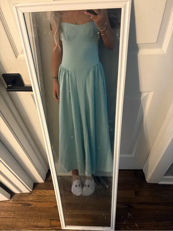 Light Blue Spaghetti Strap midi Dress - Image 5