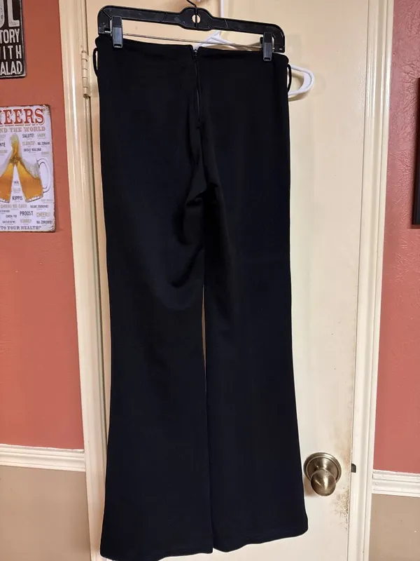 No Boundaries Black Wide-Leg Pants With Back Zipper Closure Stretch Fabric And High-Waisted Fi - Image 2