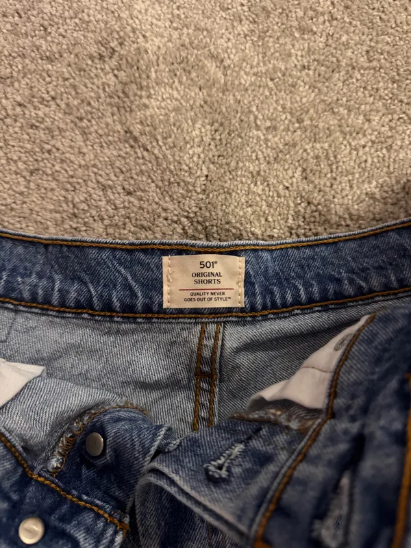 Levi’s 501 Shorts - Image 3