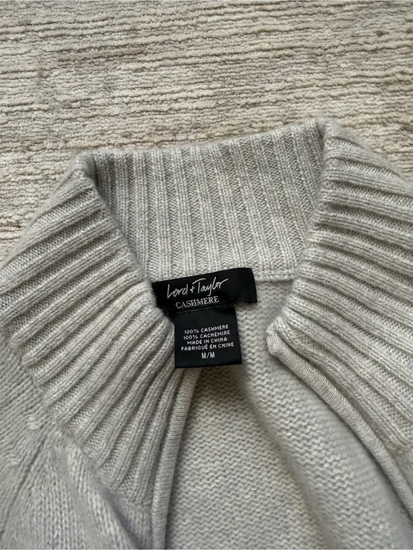 Lord & Taylor Light Gray Knit Open Cardigan (Size Medium) - Image 4