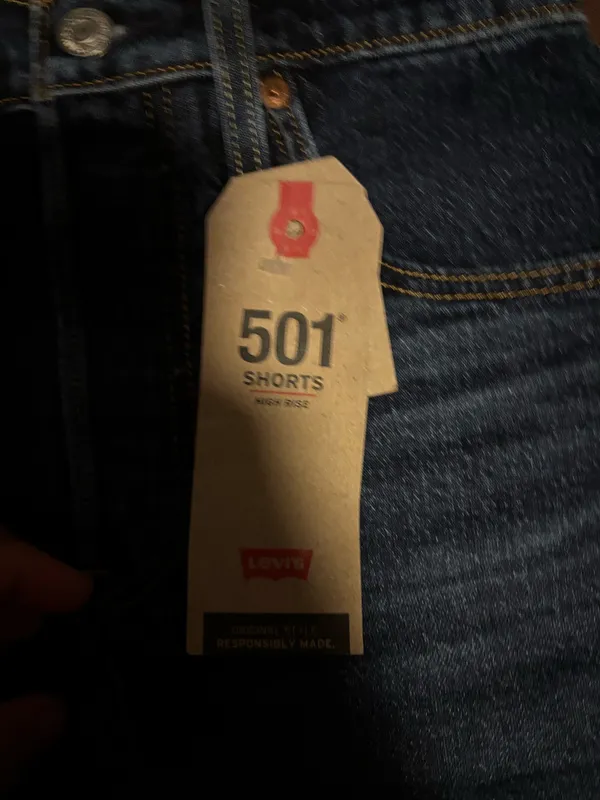 Levi's Women 501 shorts size (24) or size 2 high rise - Image 6