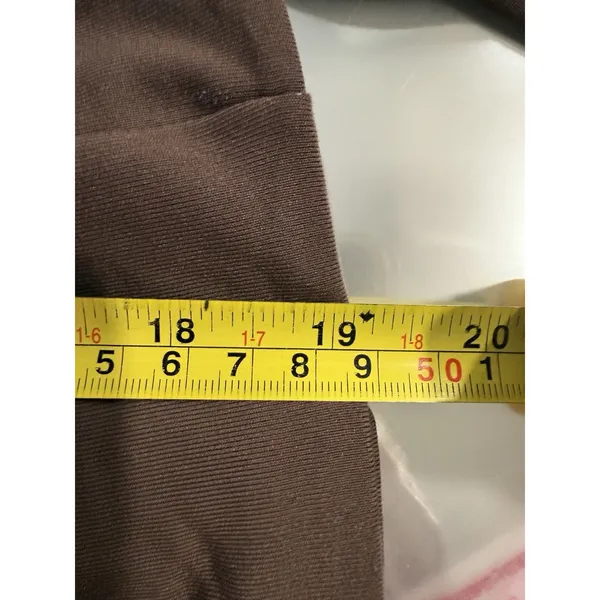 Babaton Contour V Neck Long Sleeve Fitted Crop Top In Brown. Woman's‎ Size 2XL - Image 6