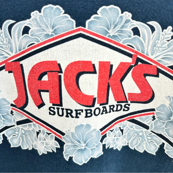 Hooters Jack's Surf Shop Off the Shoulder Cropped Tee - Image 5