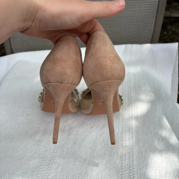 Kastra Light Nude Suede Rhinestone Pointed-Toe Pumps size 8 - Image 6