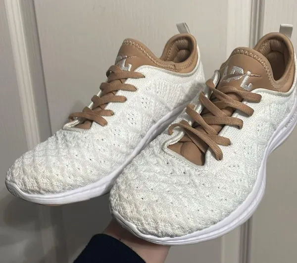 💖 APL Athletic Propulsion Labs Techloom Phantom White Running Shoes - Image 2