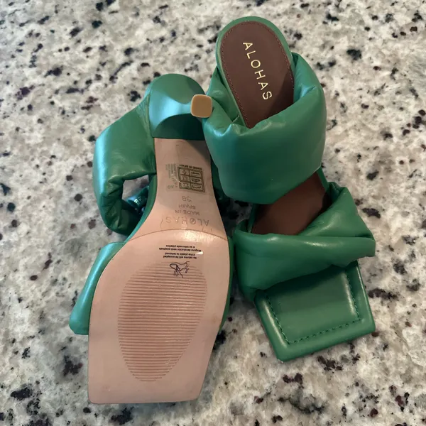 ALOHAS Revolve Twist Strap Mules In Evergreen Size 7,5 - Image 8