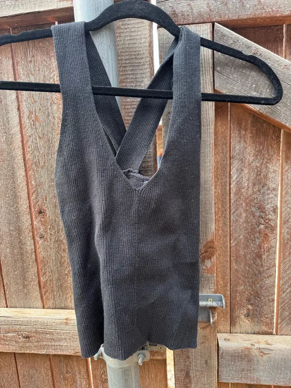 Black Crop Top Size M - Image 2