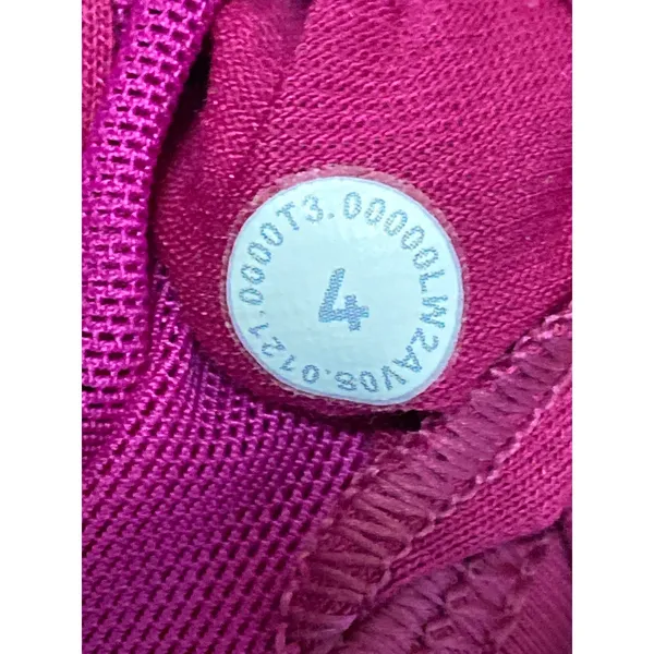 Lululemon Women's Pink Strappy Cross Yoga Athletic Sports Bra Crop Top Size 4 - Image 6