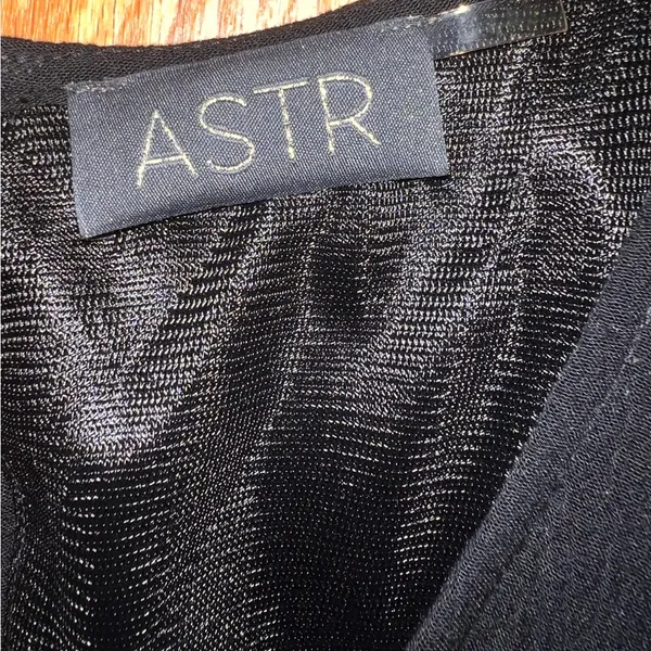 ASTR the Label Crochet Hem Sleeveless Black Rayon Mini‎ Shift Dress Size Large - Image 3