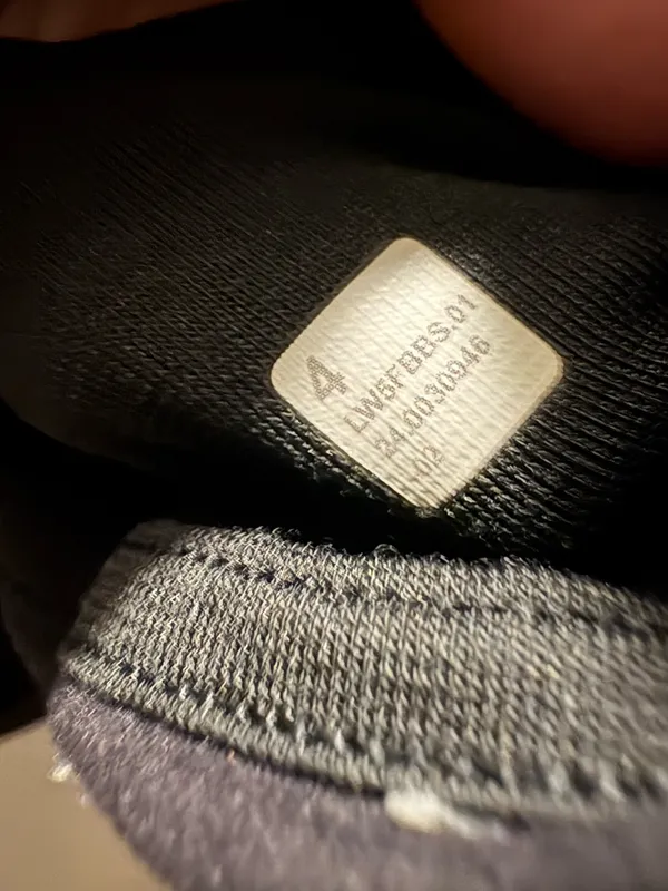 Lululemon ribbed held tight tee - Image 4