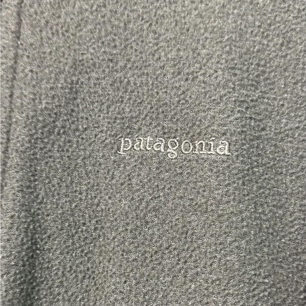Women’s Patagonia Synchilla brown jacket - Image 4
