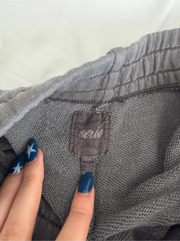 aerie Black Elastic-Waist Athletic Shorts - Image 3