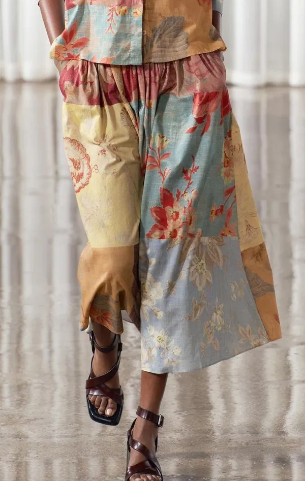 Zara NWT PRINTED MIDI SKIRT ZW COLLECTION. Size Medium - Image 5