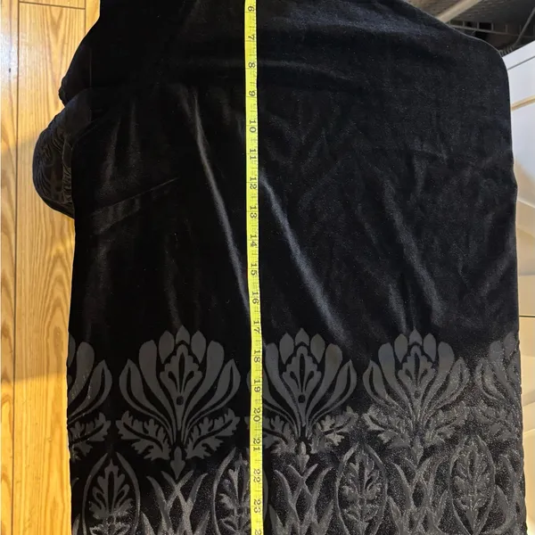 The Limited Peony Burnout oylong black velvet embroidered tunic style blouse top - Image 12