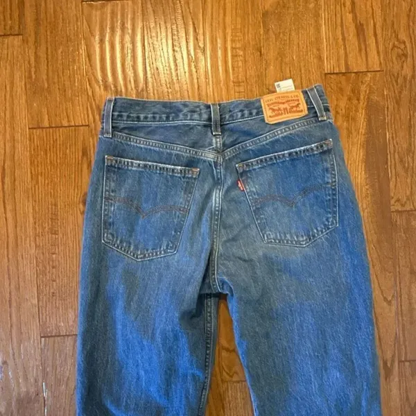 Levi’s low pro straight distressed dark wash jeans 27 - Image 14