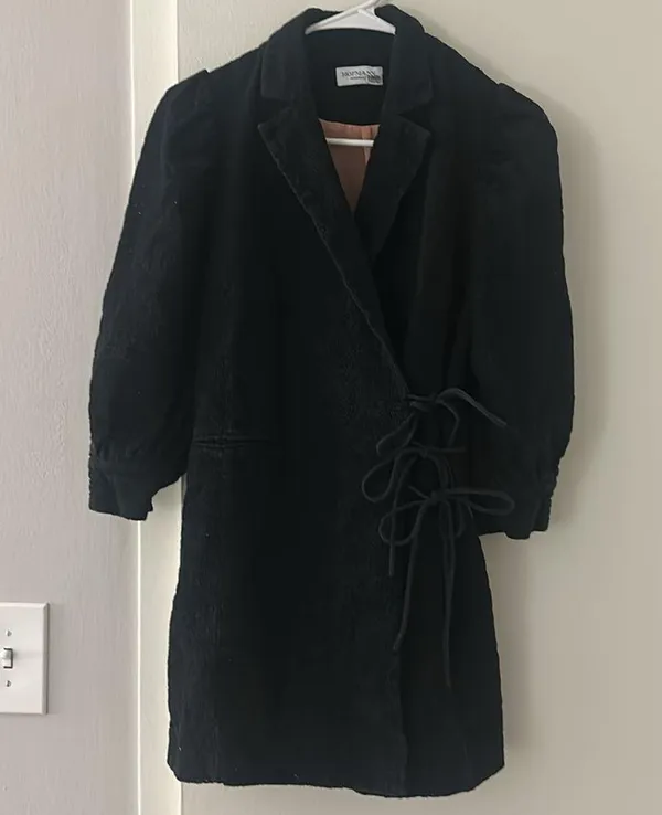 Sigga puff sleeve wrap dress black lace - Image 4