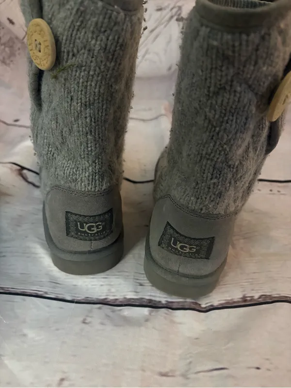 Women’s UGG Knit Button Accent Winter Boot - Gray 7 - Image 5