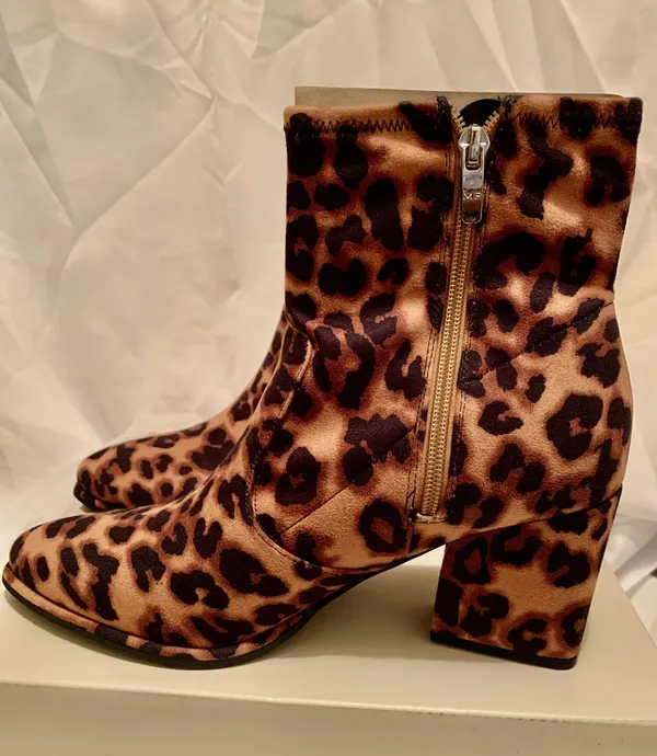 Bootie - Image 2