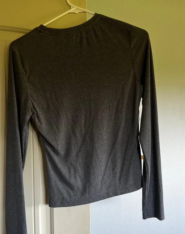 SheIn Fitted Long Sleeve shirt - Image 2