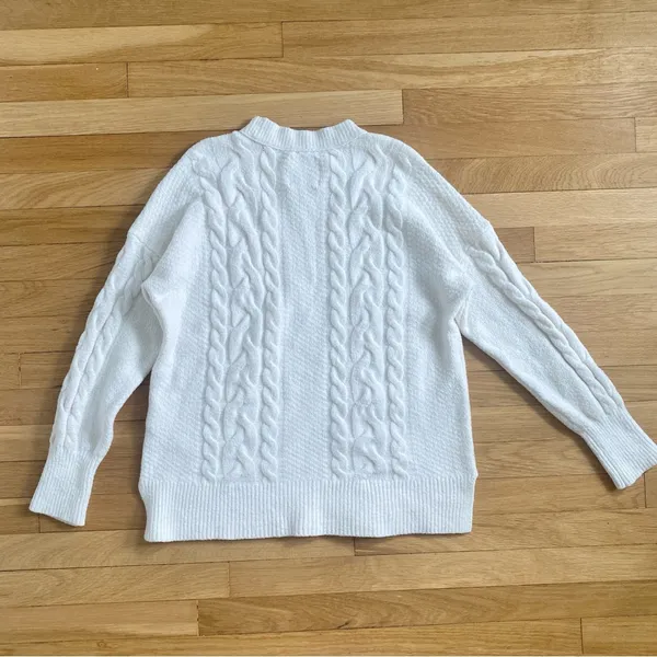 Abercrombie and fitch cable knit sweater - Image 9