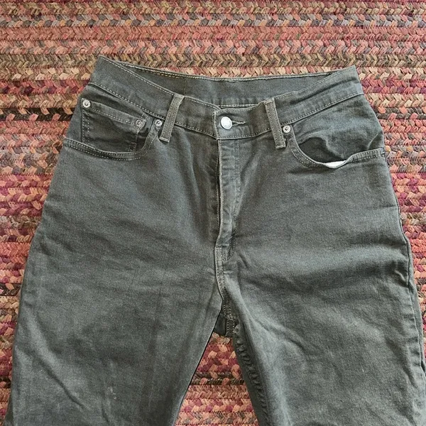 Levis 550 Army Green Ripped Knee Denim Pants - Image 5