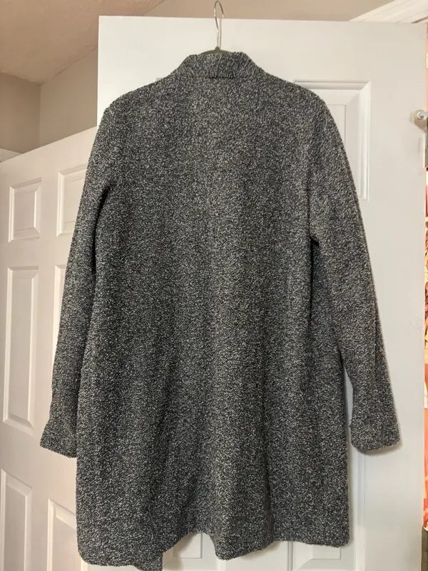 Old Navy Women’s Coat - Image 3