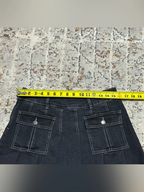 Hot Topic black denim pleated skirt size Large - Image 4