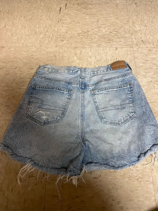 American Eagle Shorts - Image 2