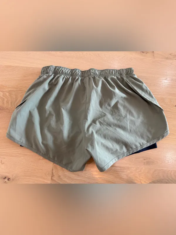 New Balance lined running shorts green womens MEASUREMENTS - Image 7