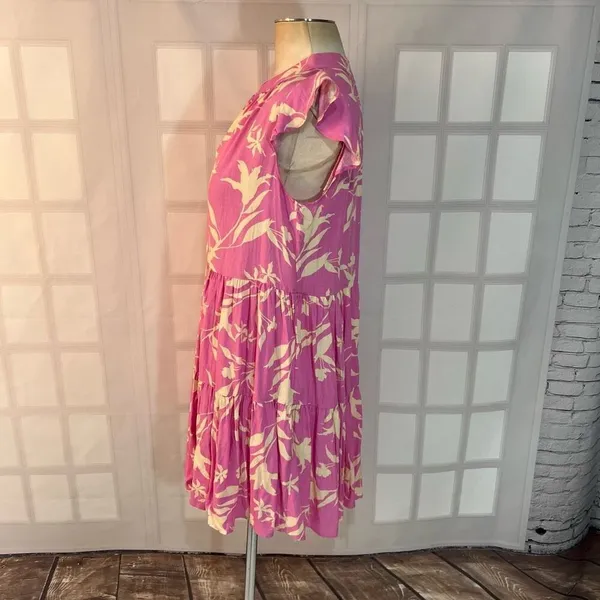 Petal & Pup Pink Cream Tiered Ruffle V-Neck Tropical Mini Sundress Size 4 - Image 8